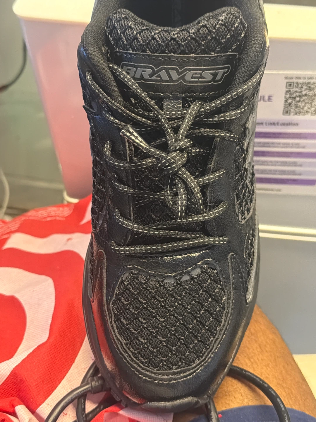 Black bravest  Running Shoes outbox - photo 2