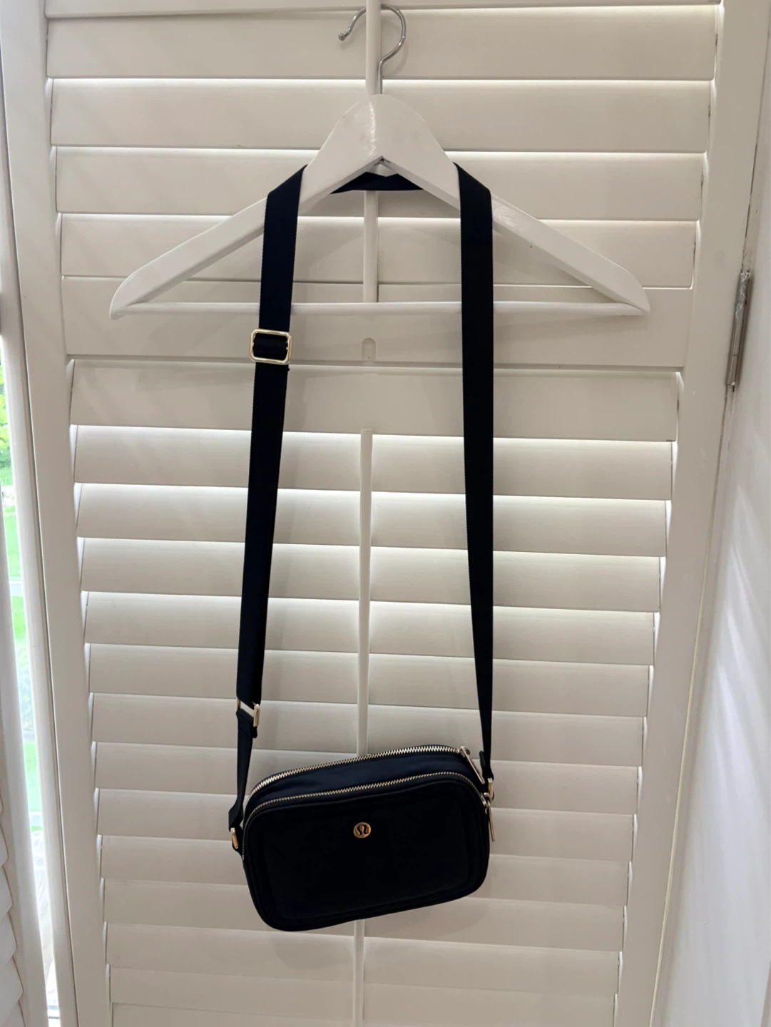 Lululemon Everywhere Crossbody Bag 2L Black - photo 2