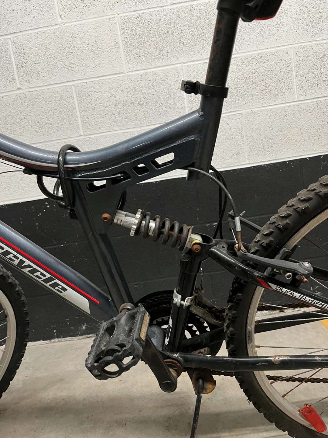 Supercycle Ascent Mountain Bike - Needs Maintenance ⚽ - photo 4
