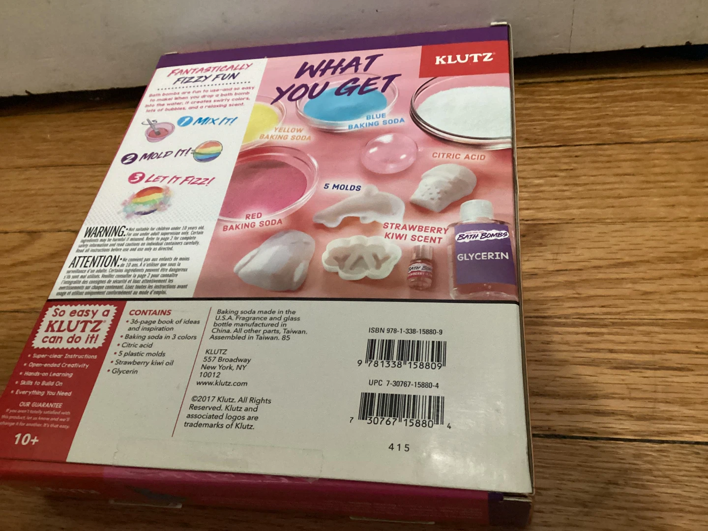 ⚽️Klutz Make Your Own Bath Bombs Book & Activity Kit - photo 2