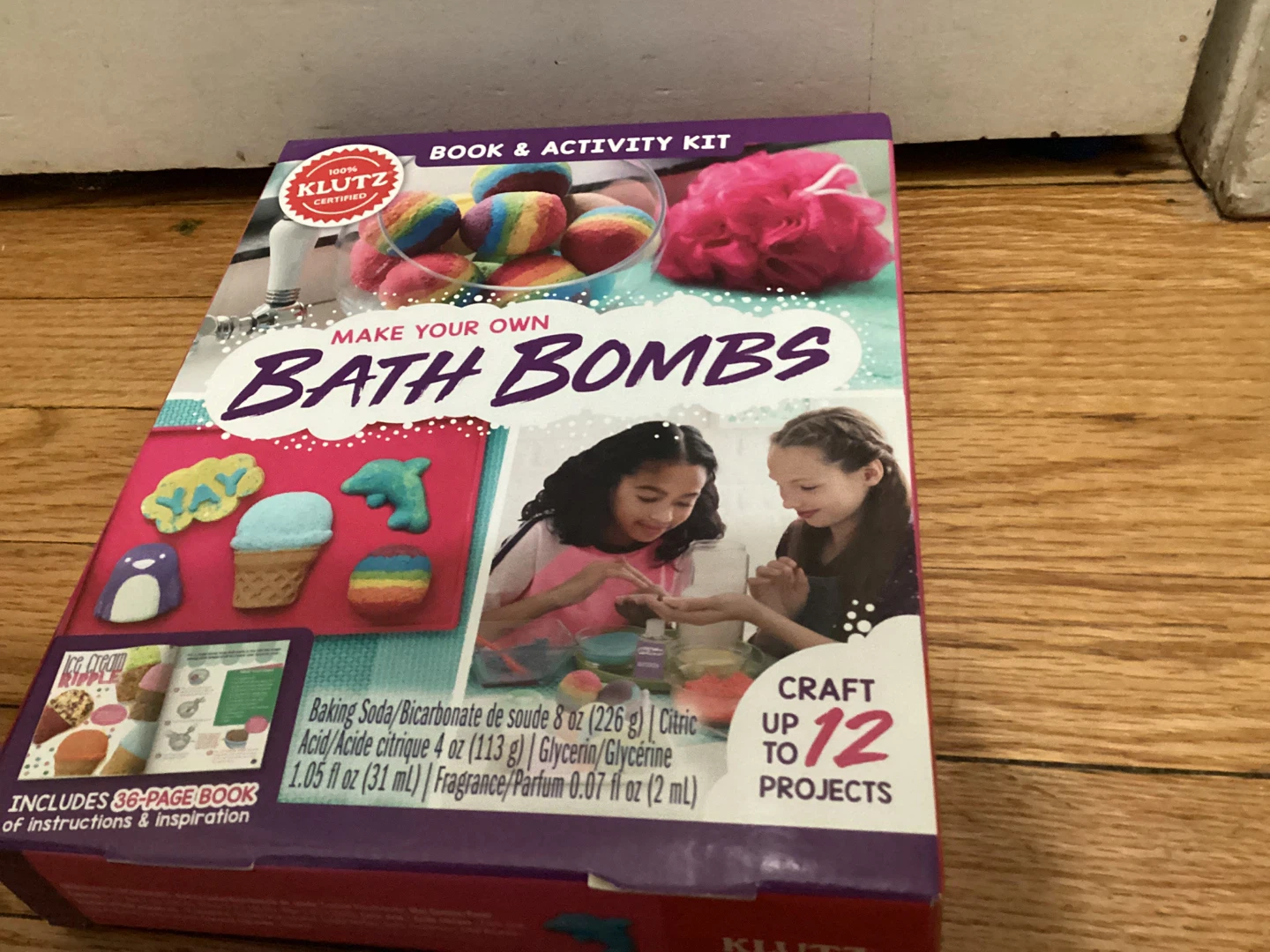 ⚽️Klutz Make Your Own Bath Bombs Book & Activity Kit