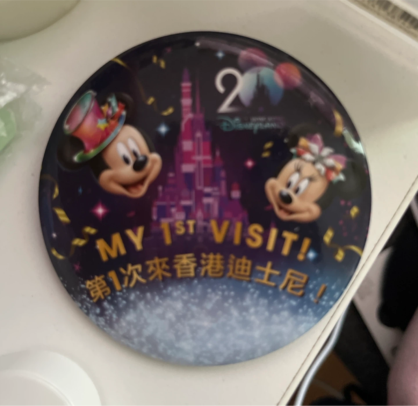 ⚽️Disney Hong Kong 20th Anniversary Mickey & Minnie Pin