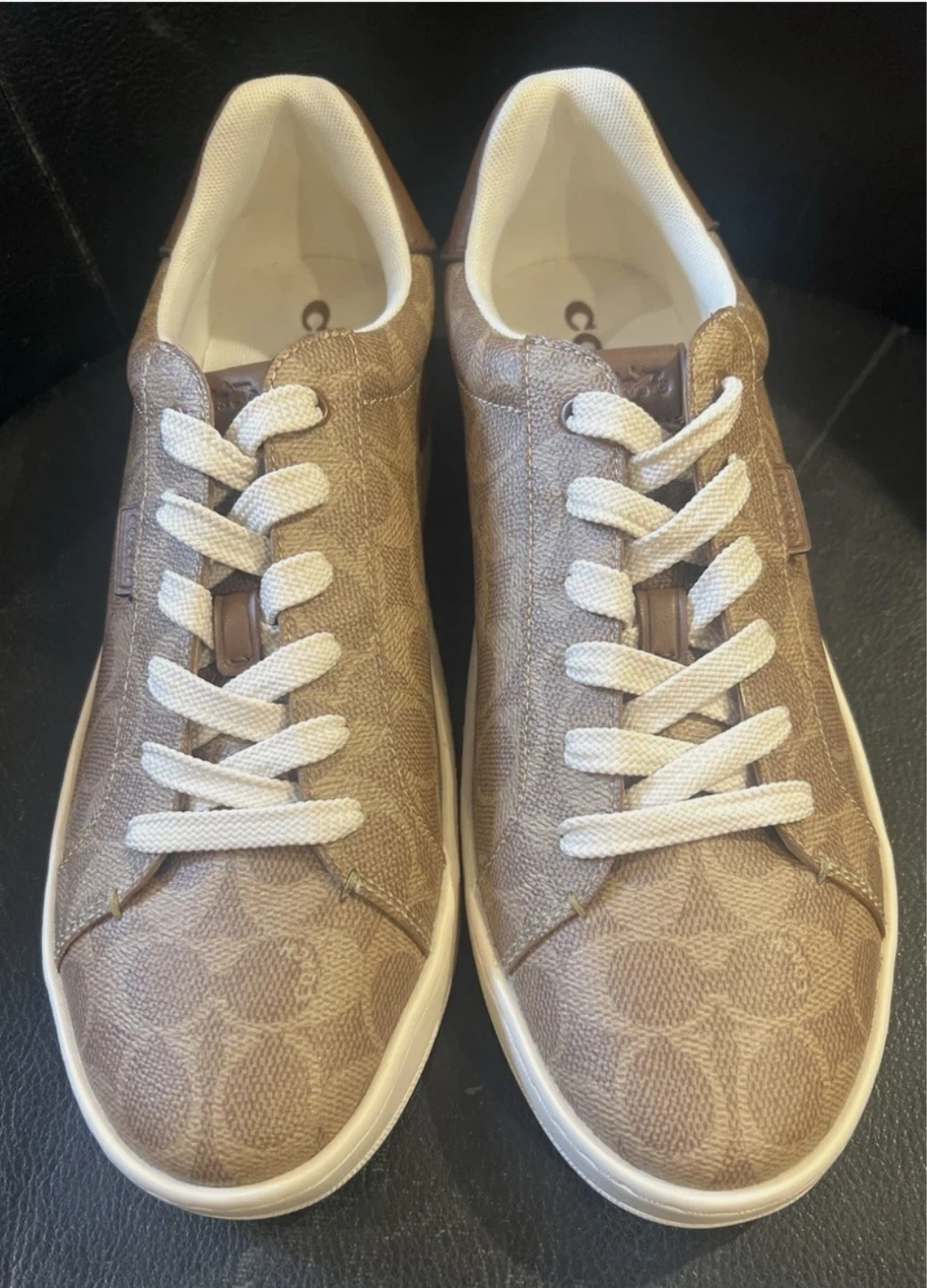 ⚽ New Coach Signature Print Sneakers women