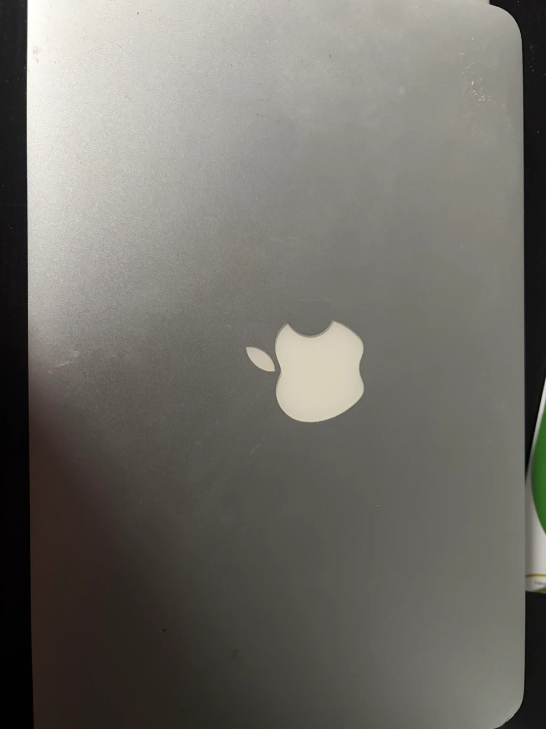 Apple MacBook Air (Early 2015) 11.6-inch - photo 2