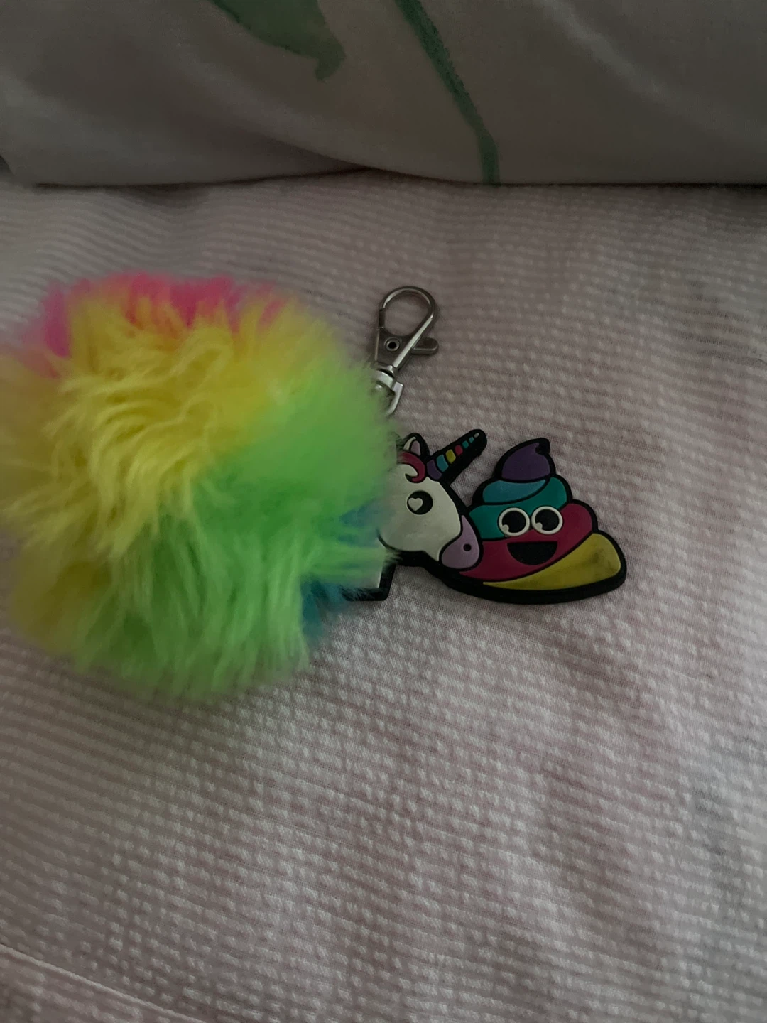 ⚽️Rainbow Pom Pom & Poop Emoji Unicorn Keychain