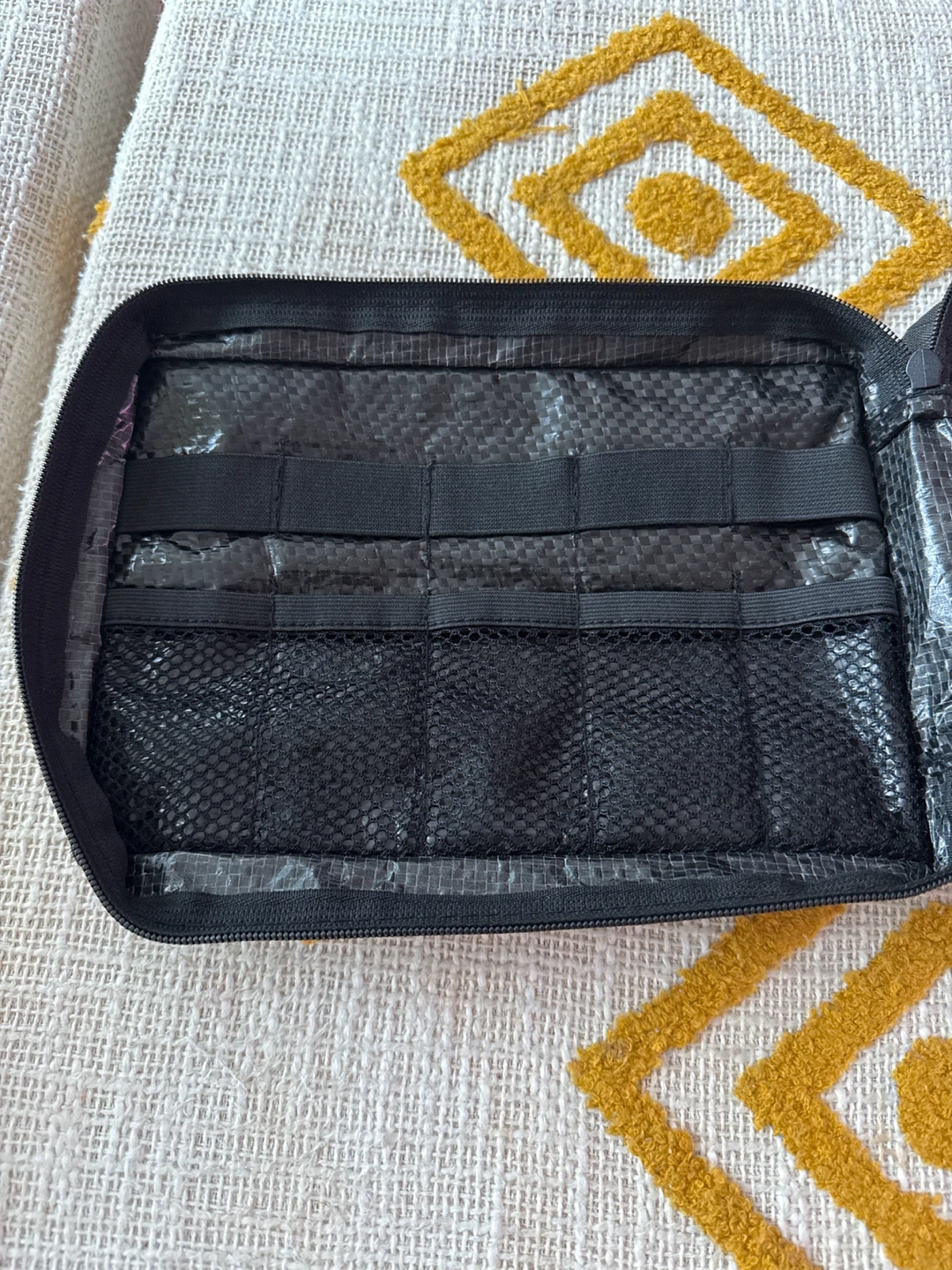 Black Zippered Organizer Pouch ⚽️ - photo 2