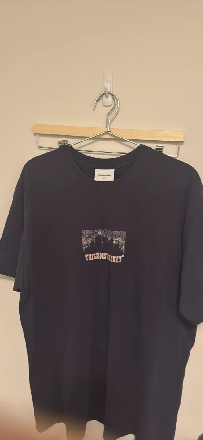 thisisneverthat Graphic T-Shirt Size L