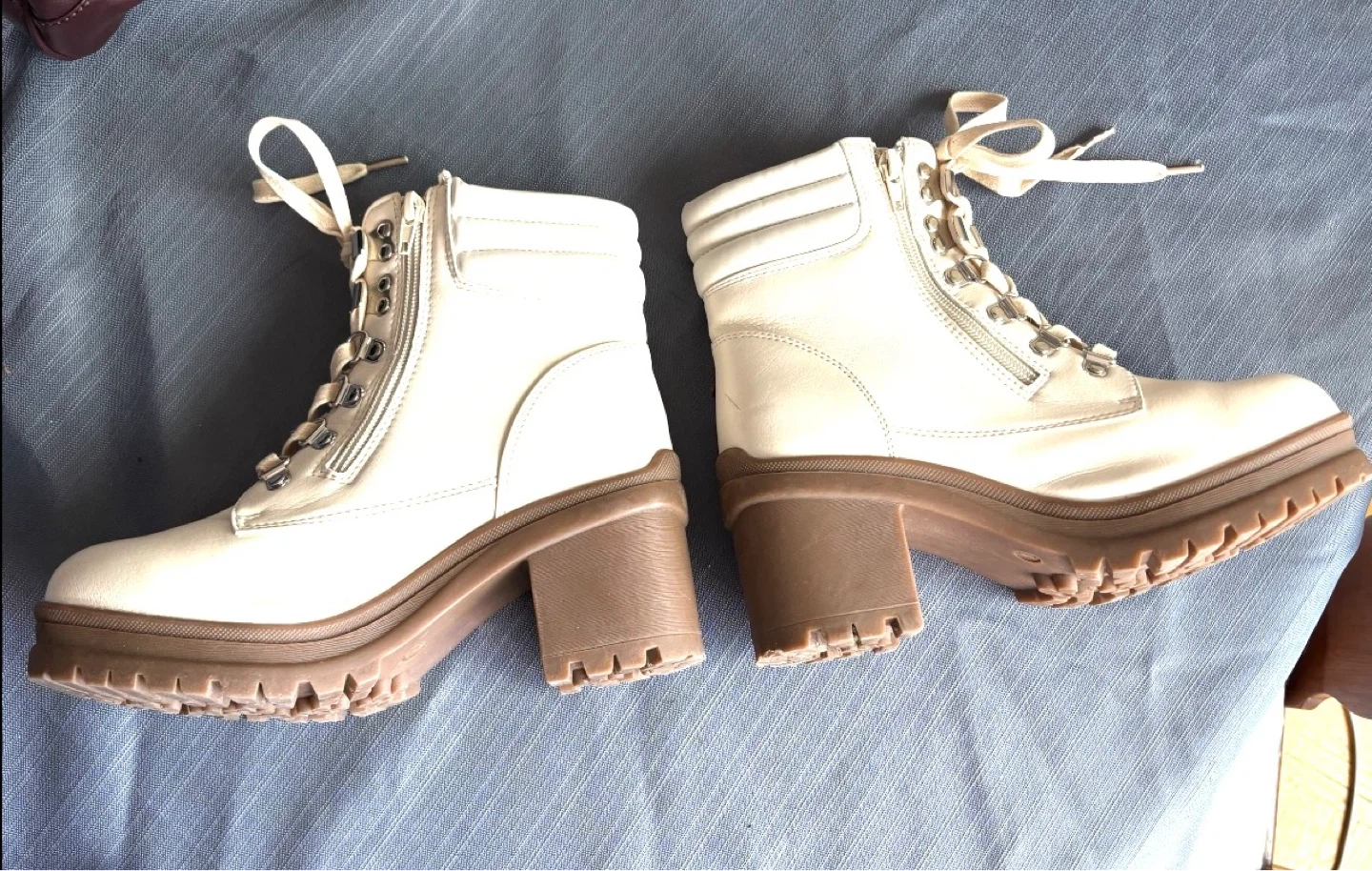 Lace-Up Chunky Heel Boots - photo 3