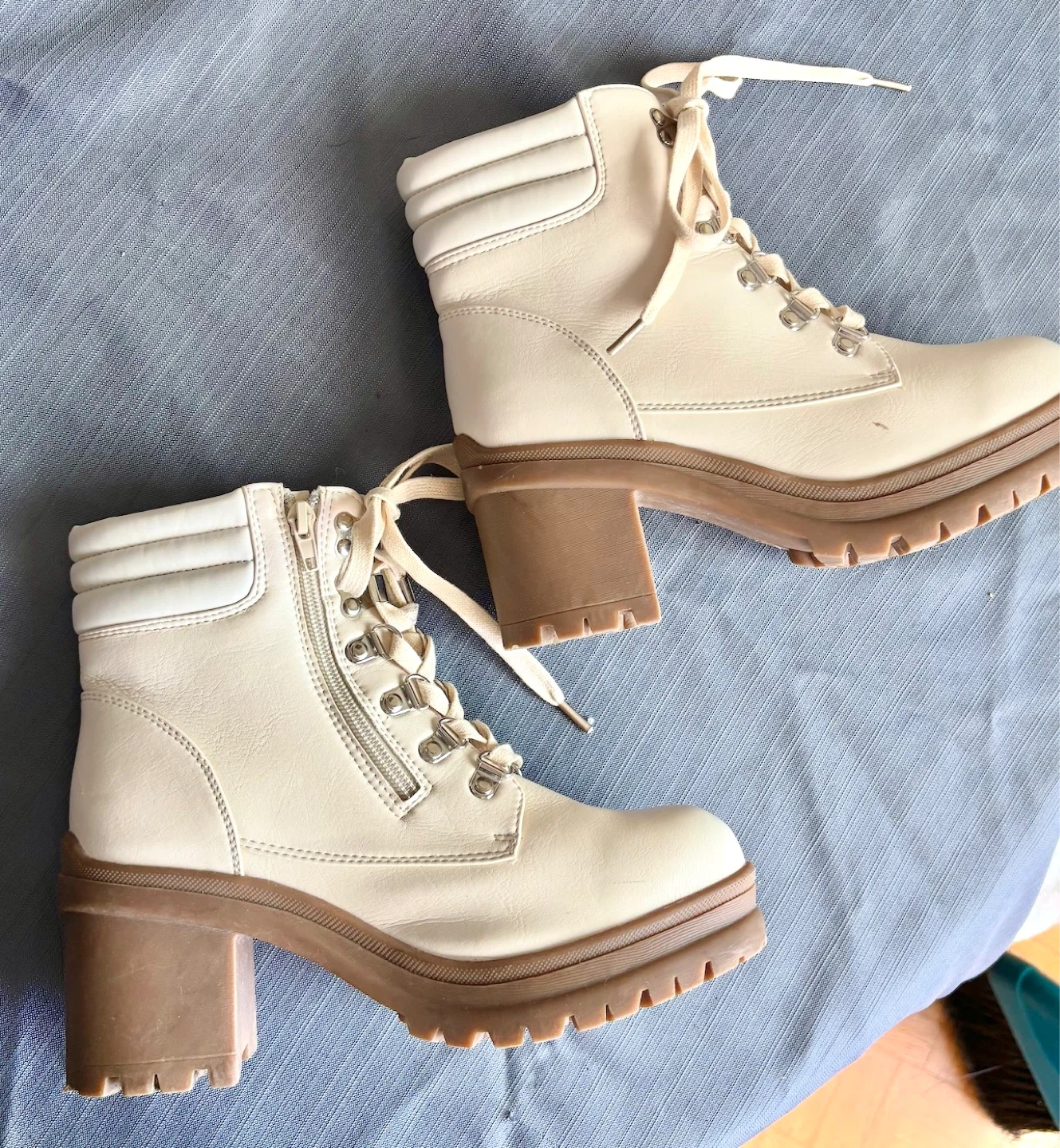 Lace-Up Chunky Heel Boots - photo 4