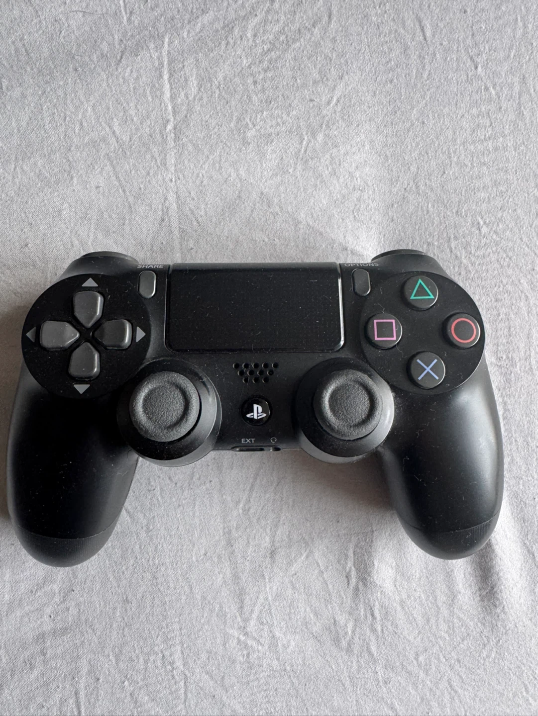 PlayStation 4 Console Bundle with 3 Controllers - photo 5