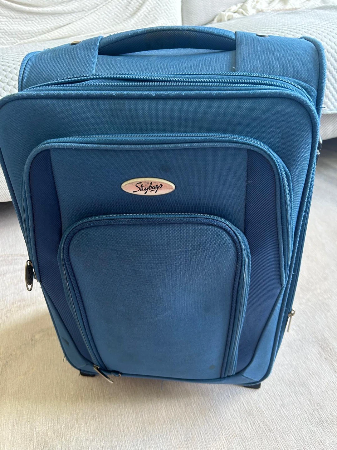 Skybags Rolling Carry-On Suitcase – Good Working Condition