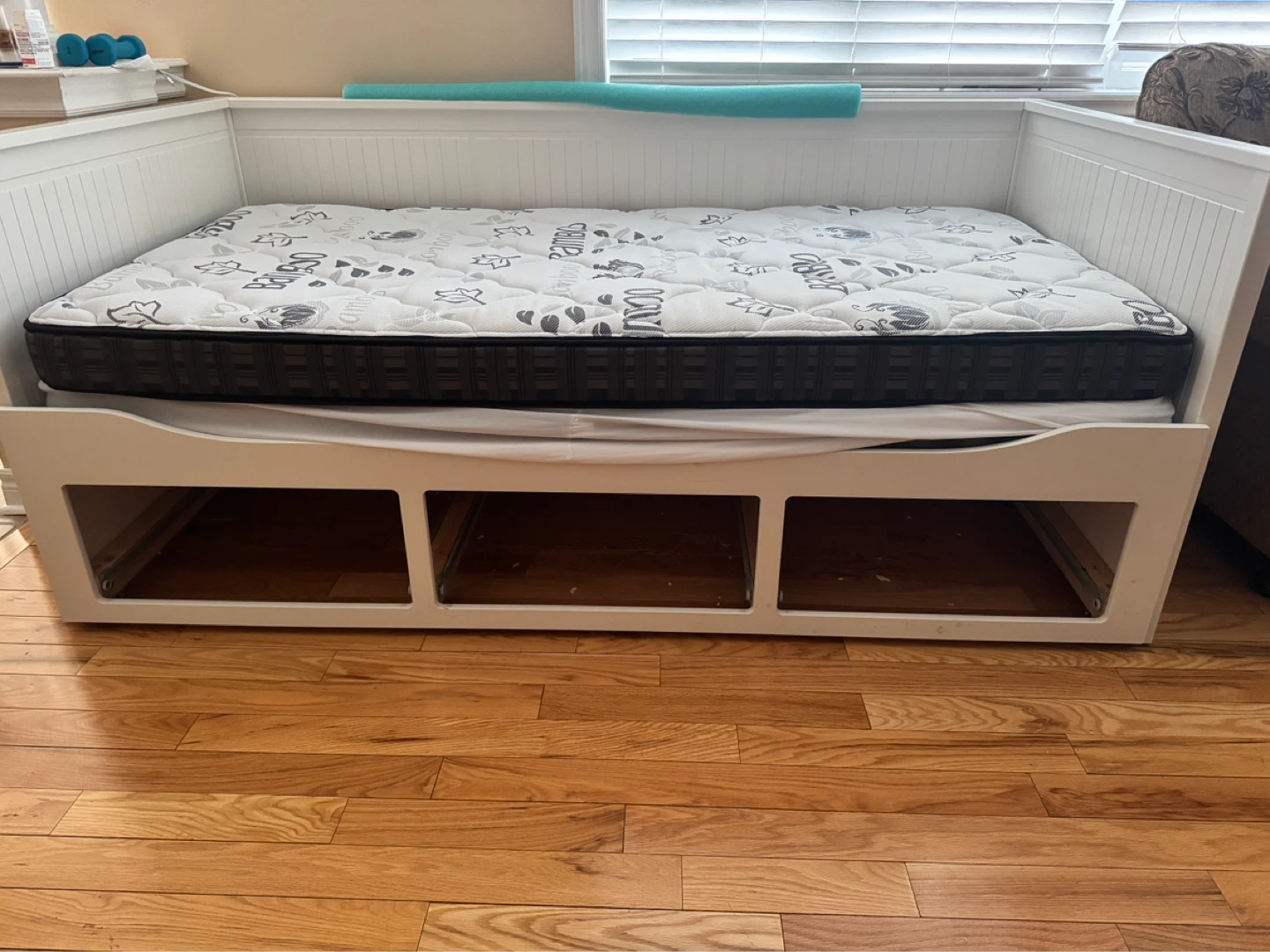 Two Mattresses, Daybed Size - photo 4