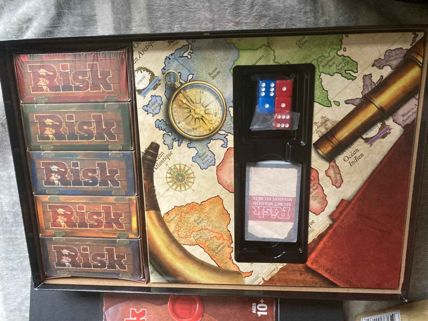 Risk: The Game of Strategic Conquest Board Game - photo 2