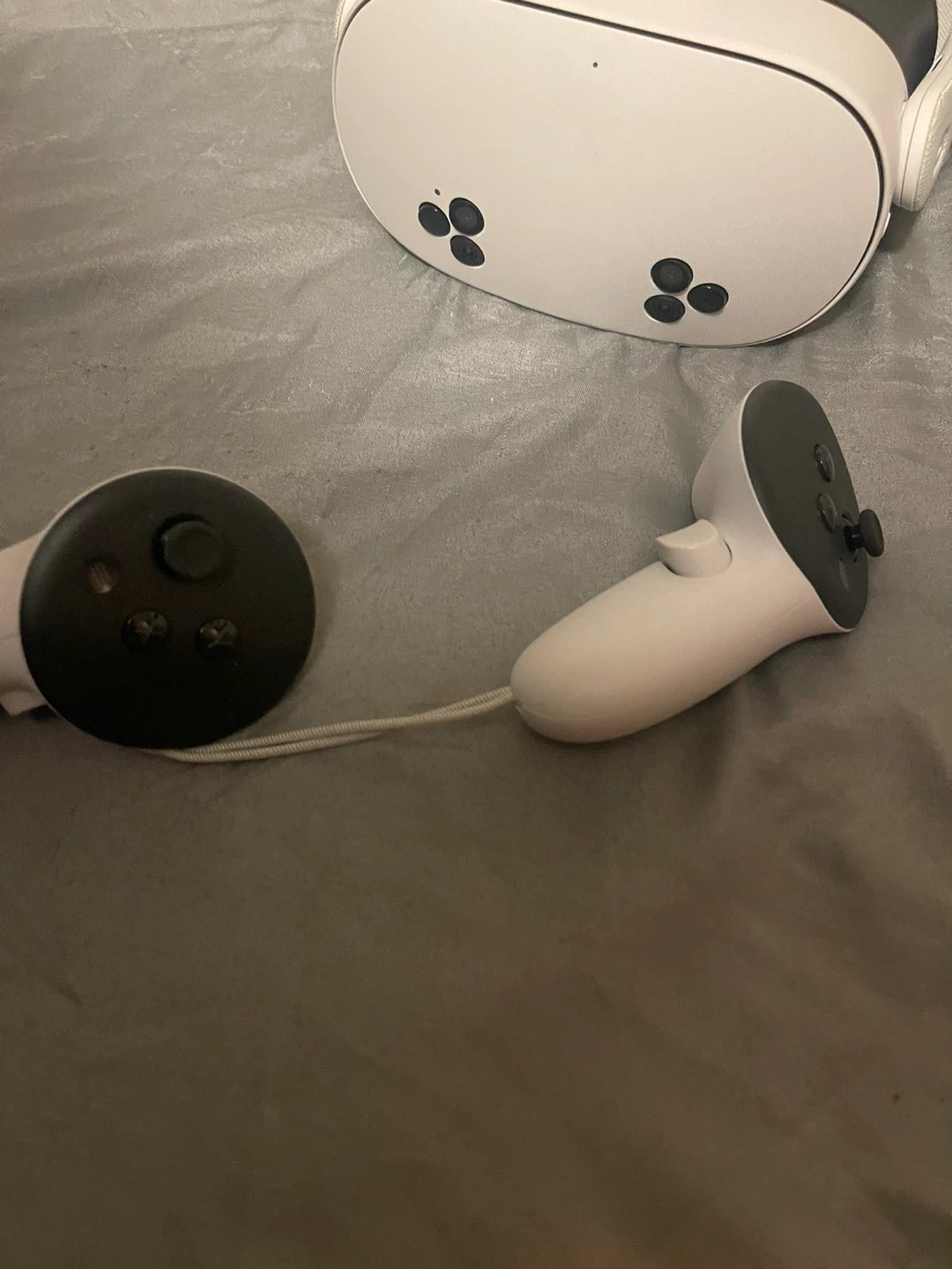 Oculus Quest 3s VR Headset with Controllers