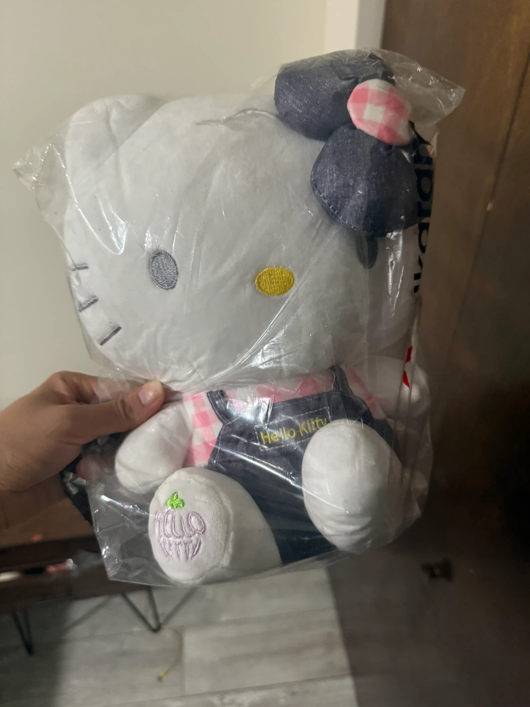 Hello Kitty Plush Toy - photo 2