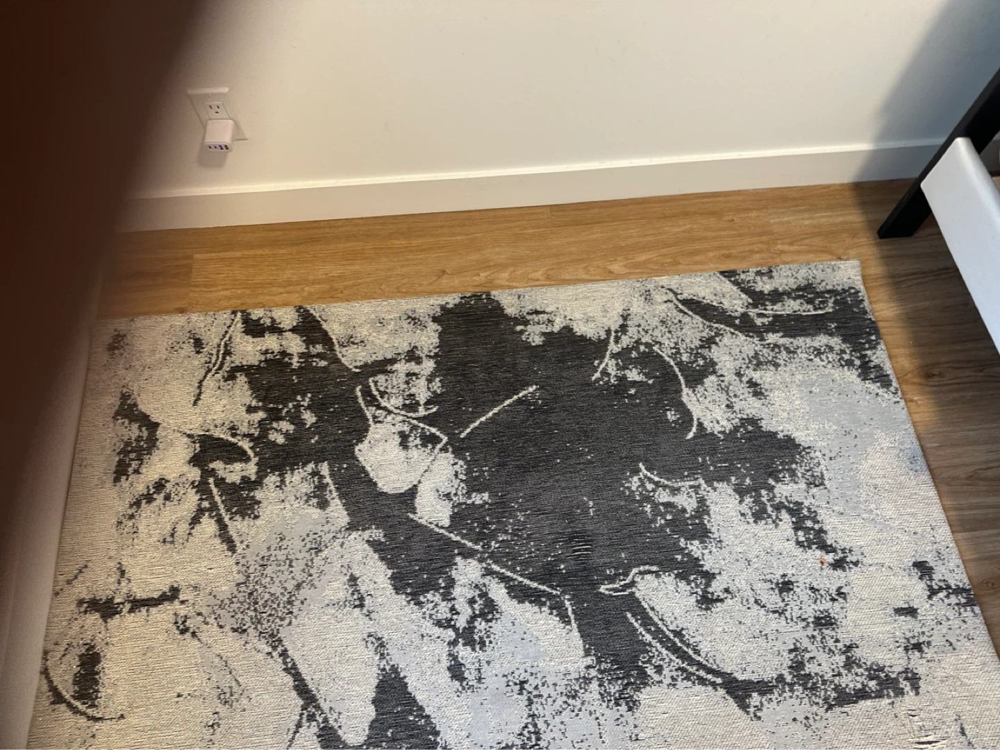 Abstract Area Rug - photo 4