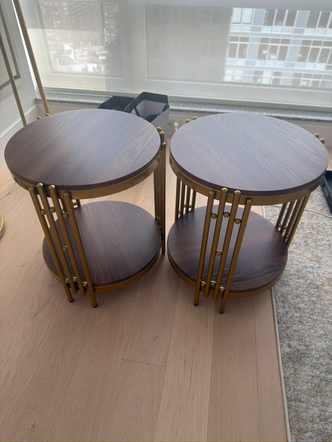 Set of 2 Round Side Tables - photo 2