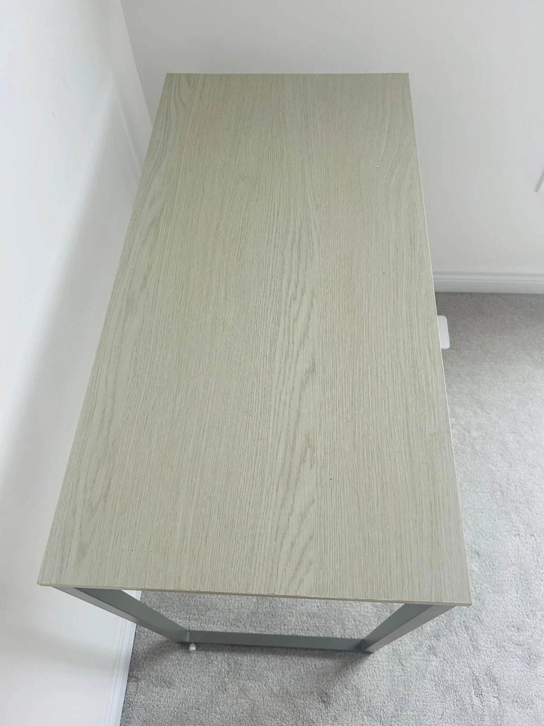 Home Office Desk & Mesh Ergonomic Chair – Great Condition