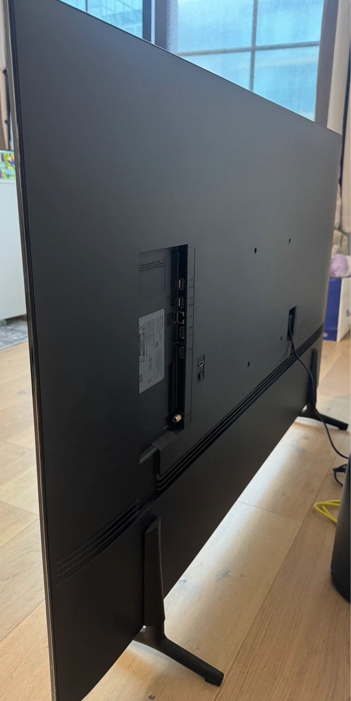 Samsung 55” Crystal UHD 4K Smart TV Like New — $220 Moving Sale - photo 3