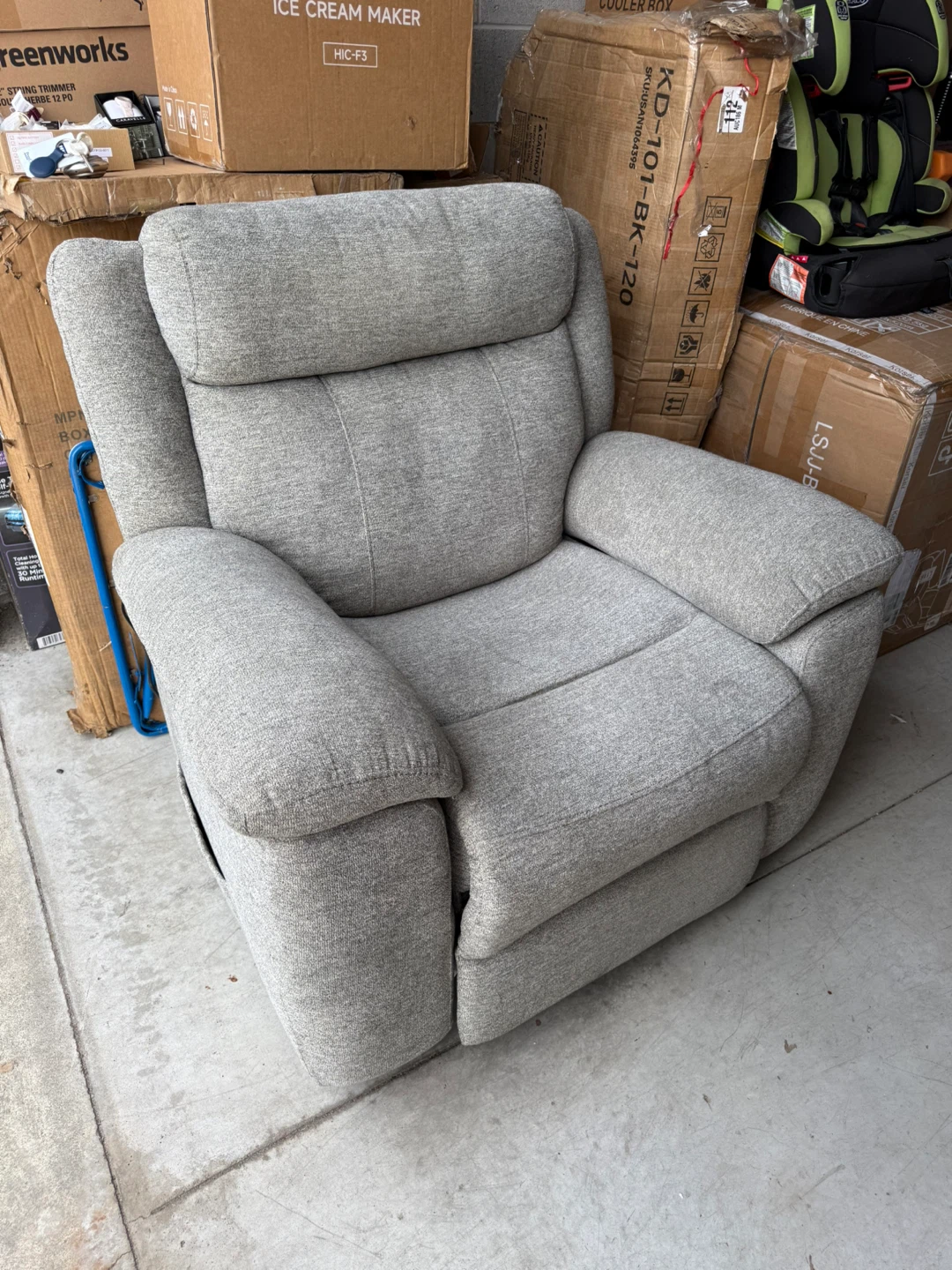 Grey Fabric sofa seat with Cup Holder