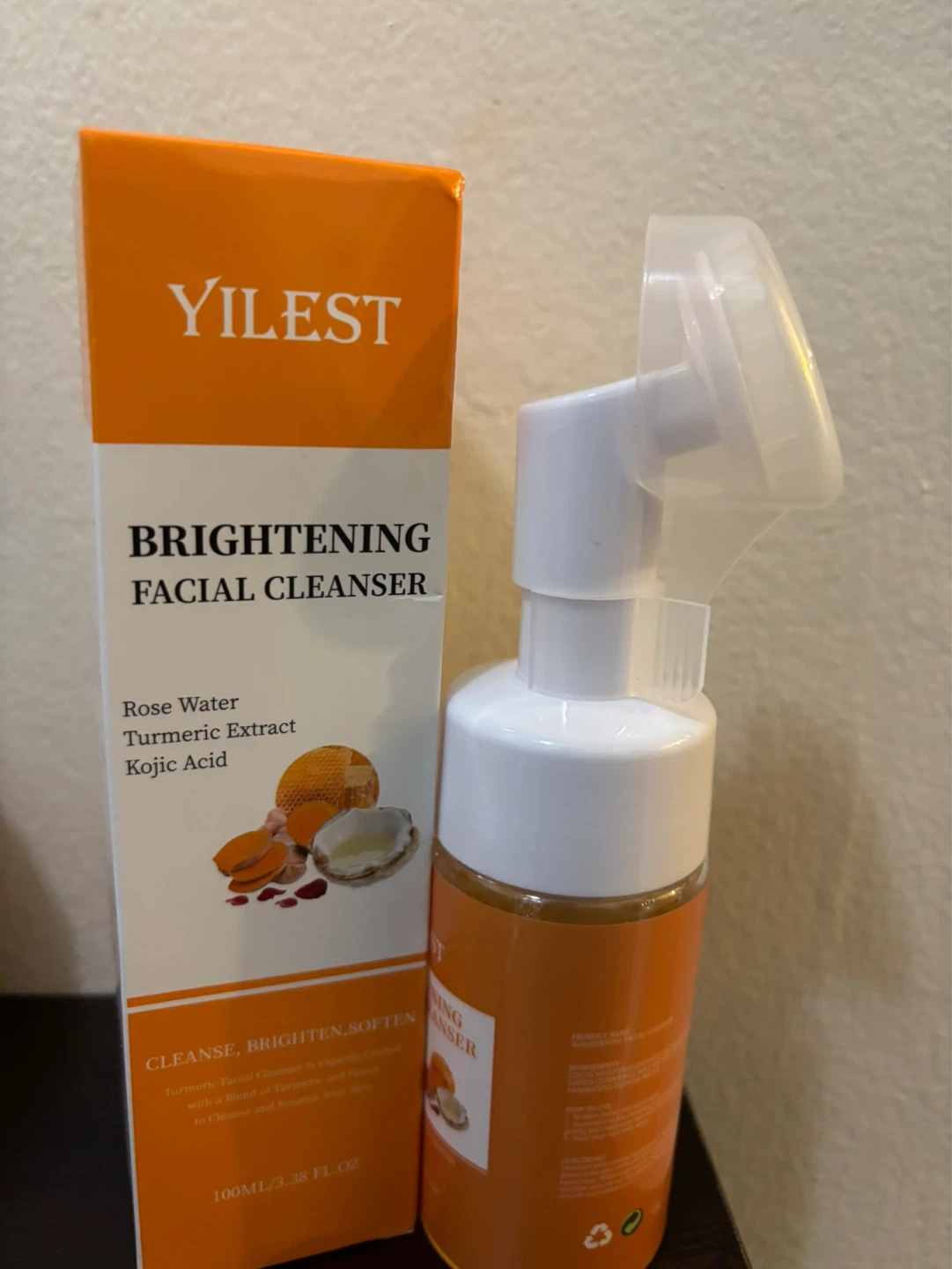 NEW-YILEST Brightening Facial Cleanser