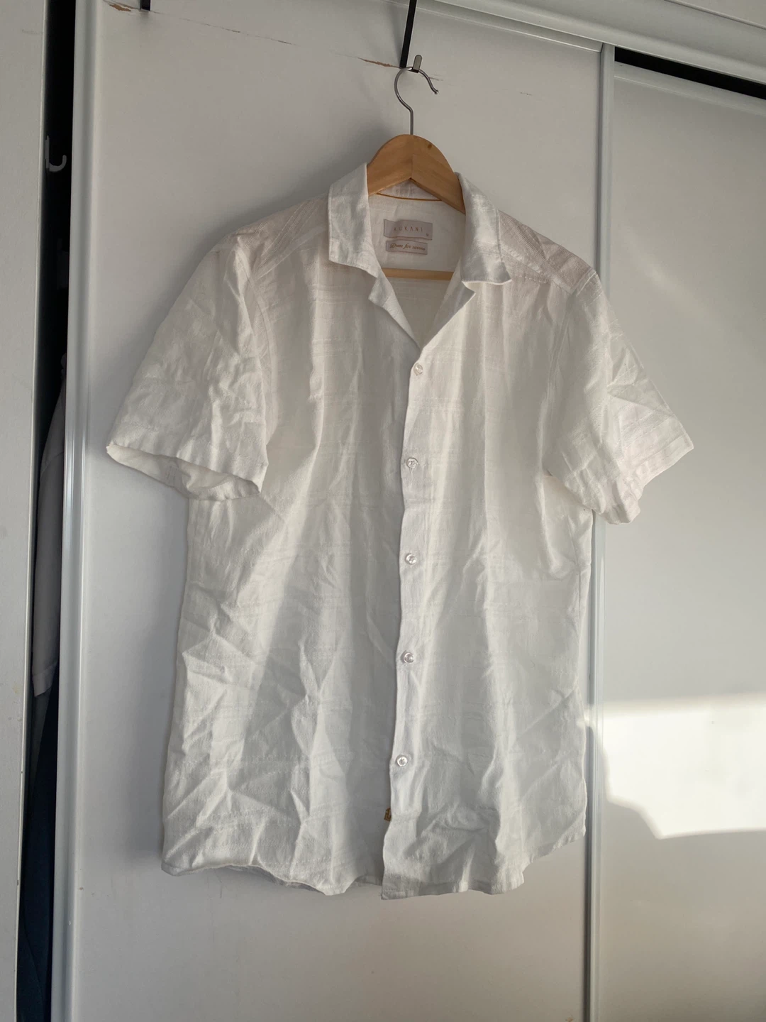 HUKANI White Short Sleeve Button-Up Shirt - Size M - photo 3