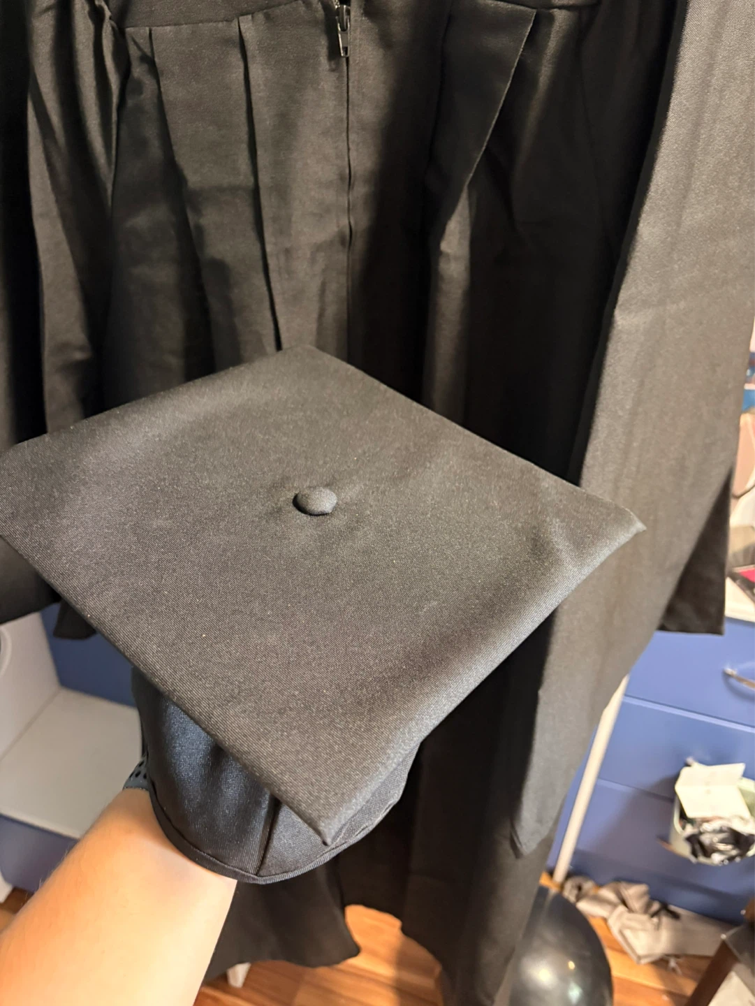 Graduation cap and gown (for 5’3-5’5) - photo 2