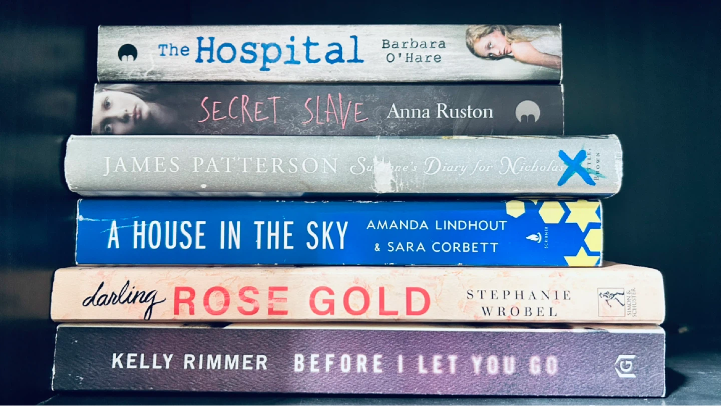 Bestselling Books Bundle – Fiction & True Stories - photo 2