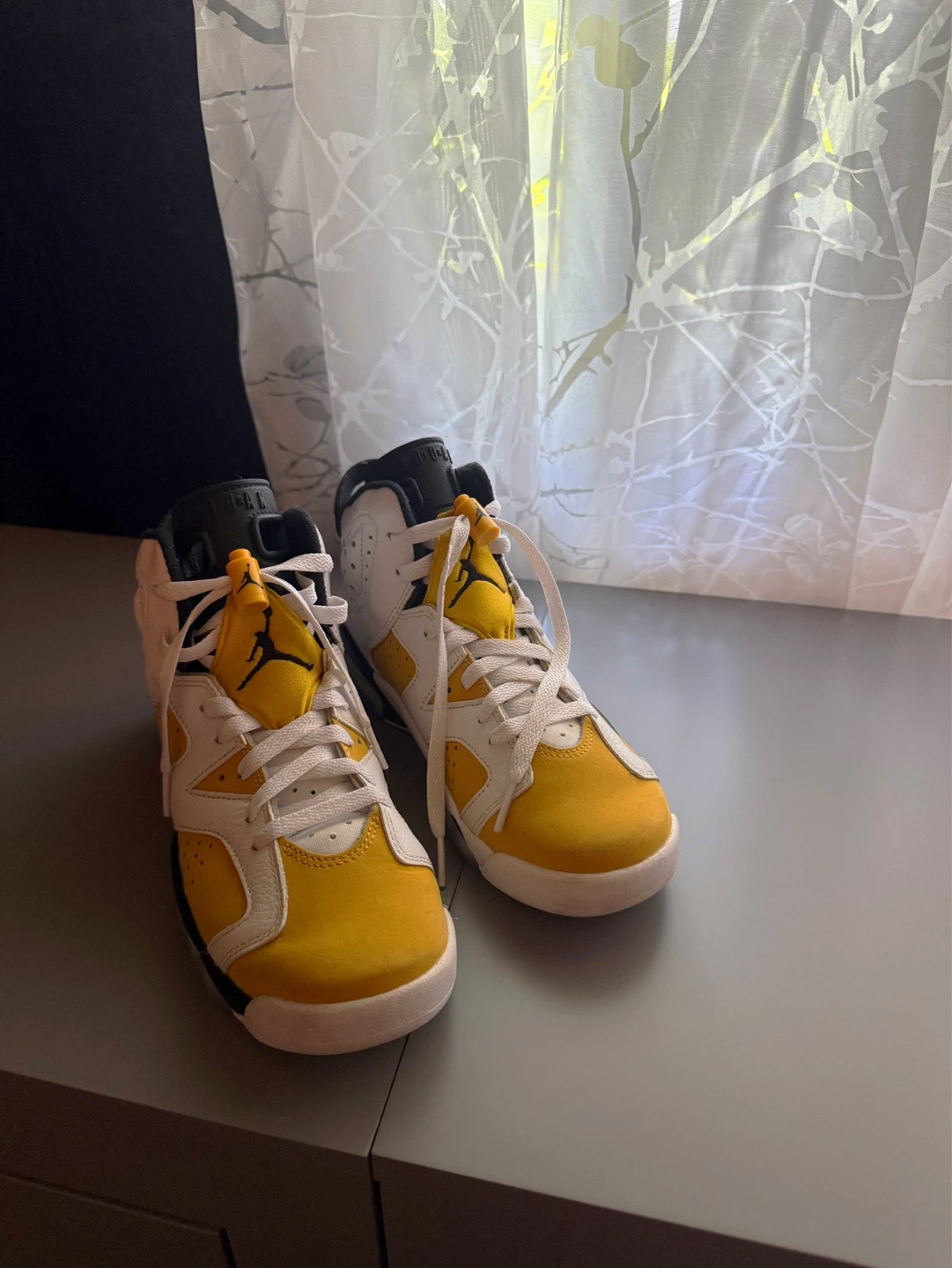 Air Jordan 6 Retro Sneakers - photo 2
