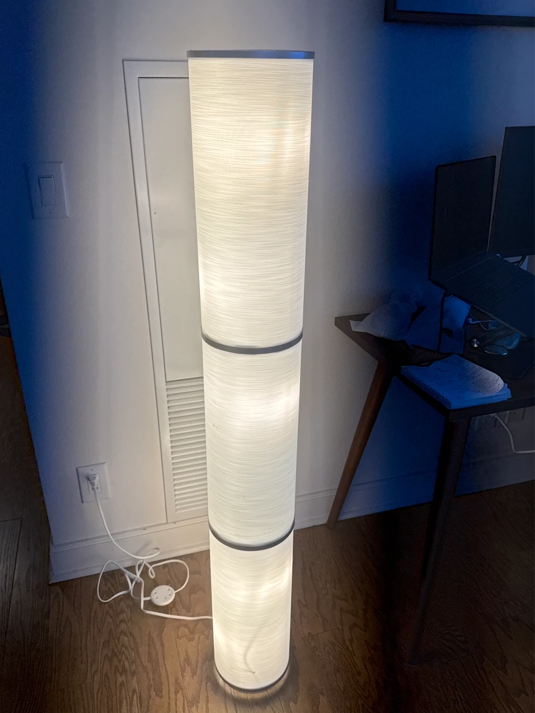 IKEA VIDJA Floor Lamp – Modern White Floor Lamp – Like New