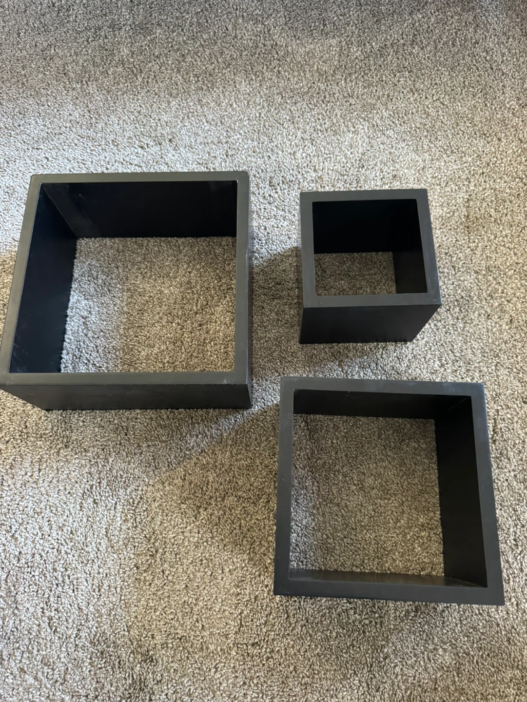 Set of 3 Black Square Wall Shelves ⚽️