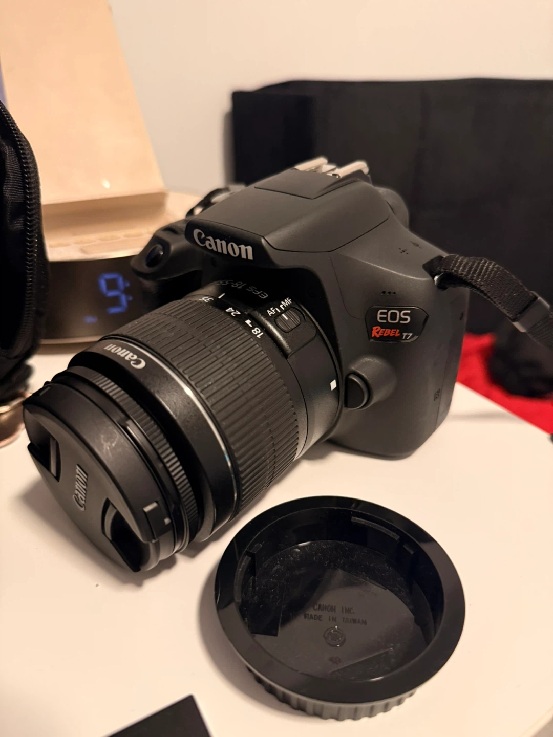 Canon EOS Rebel T7 DSLR Camera with Zoom Lens & Bag - photo 2