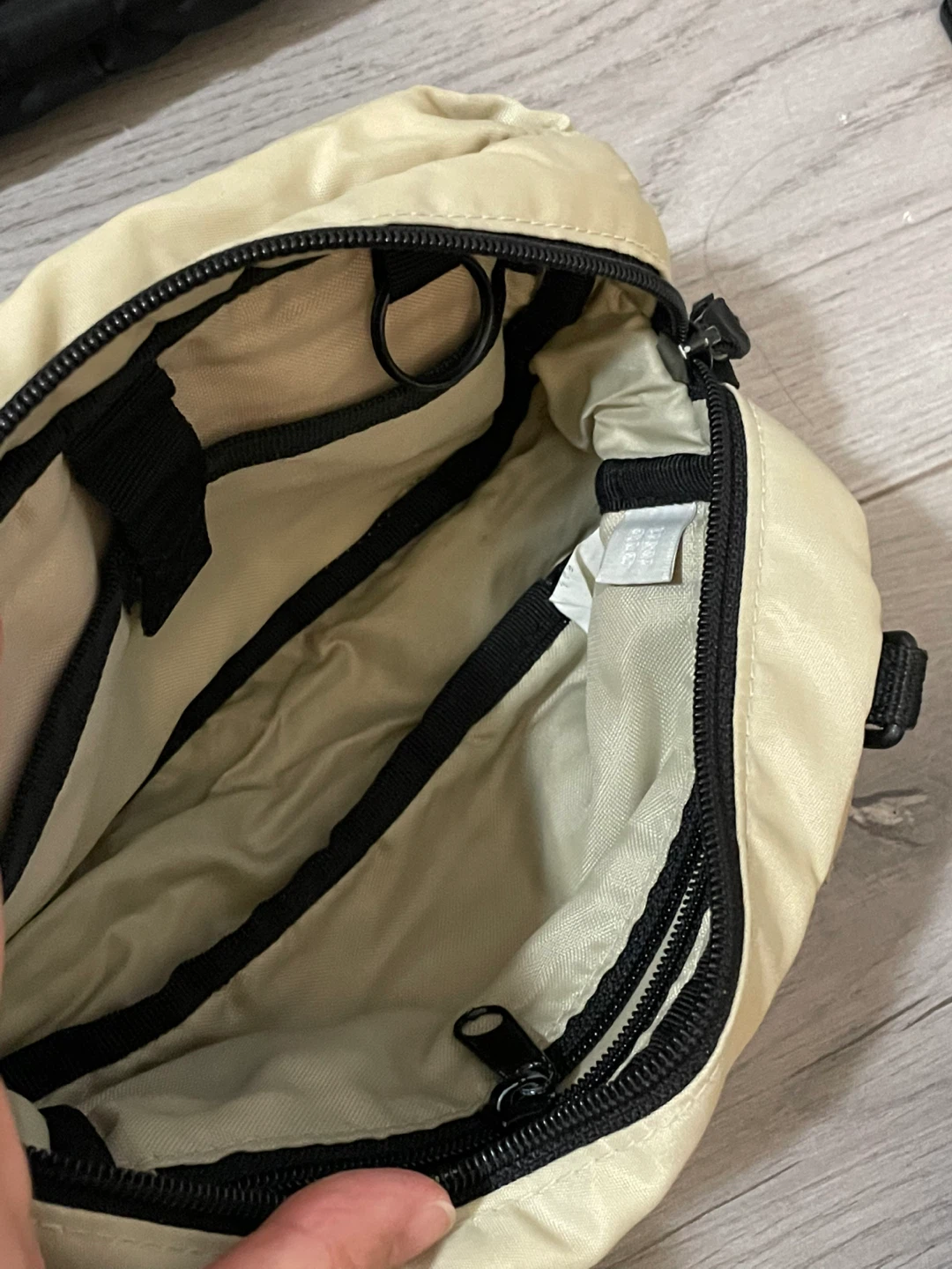 Uniqlo Nylon Crossbody Bag - $5 Each - photo 3