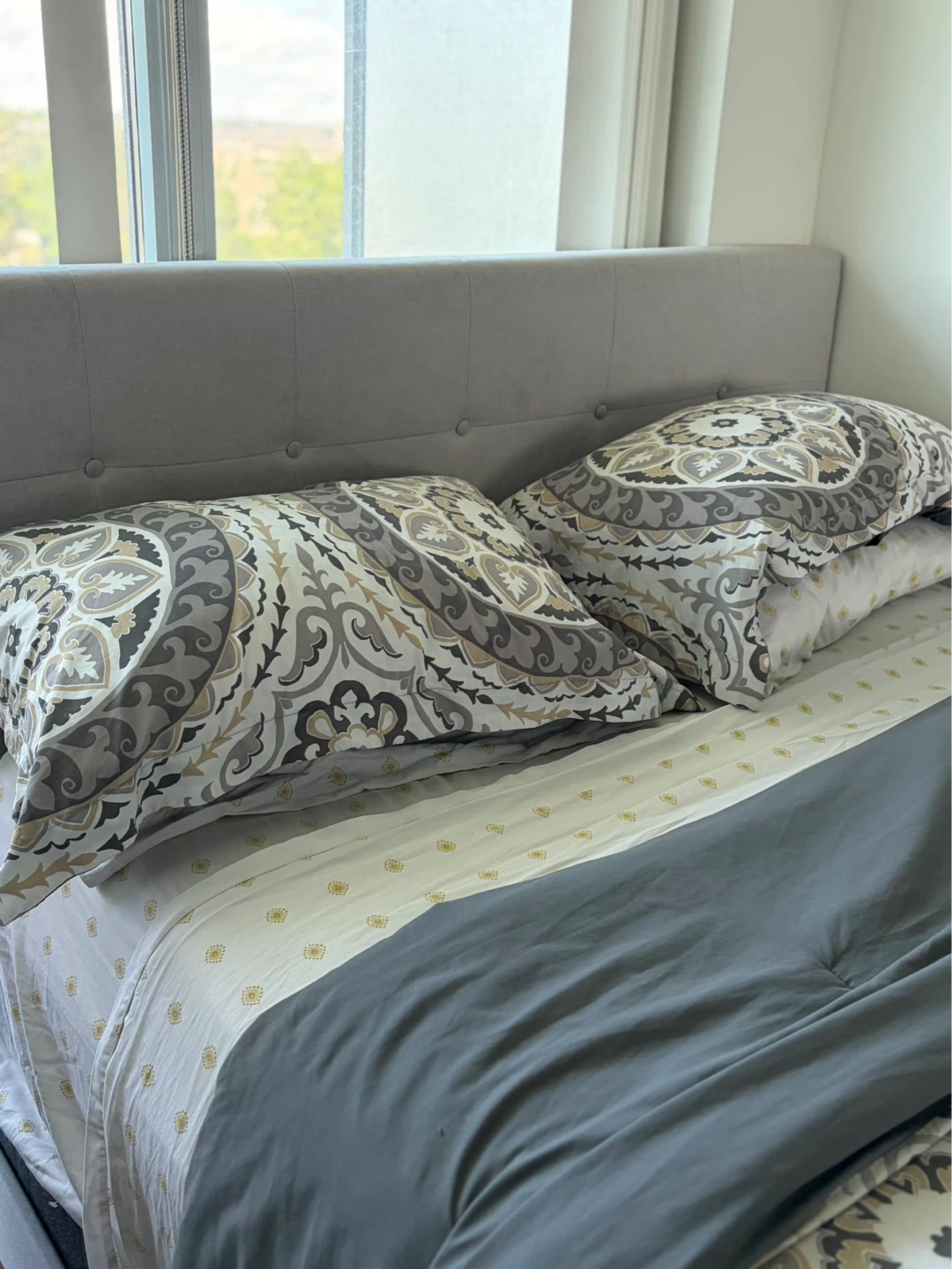 Grey Tufted bed frame by Wayfair - photo 4