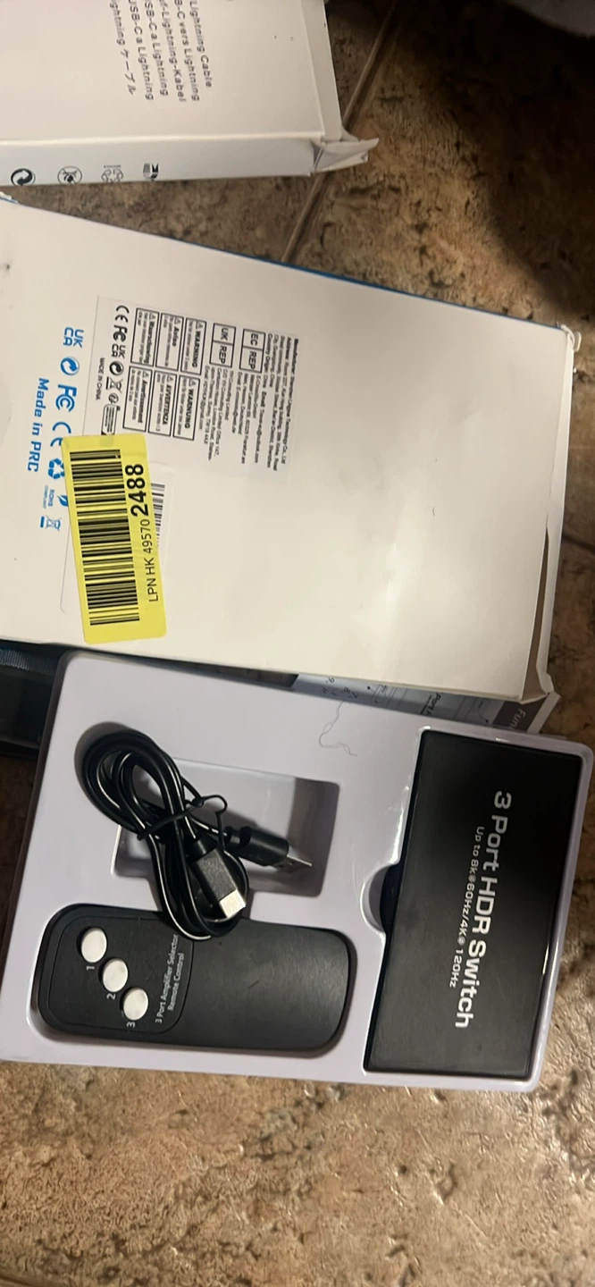 3 Port HDR Switch Up to 8K 60Hz/4K 120Hz with Remote