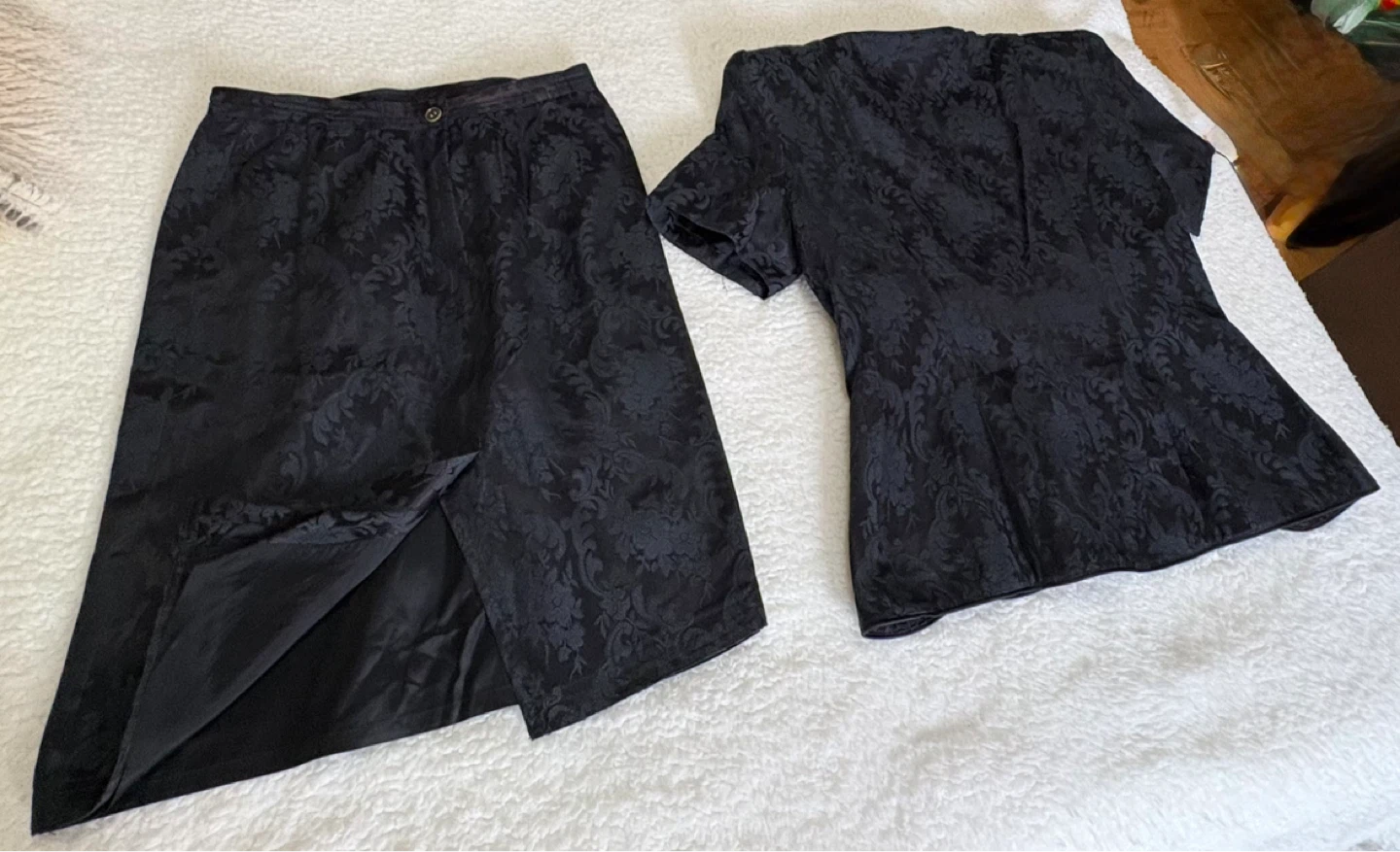 Vintage Black Damask Skirt Suit Set ⚽️ - photo 2