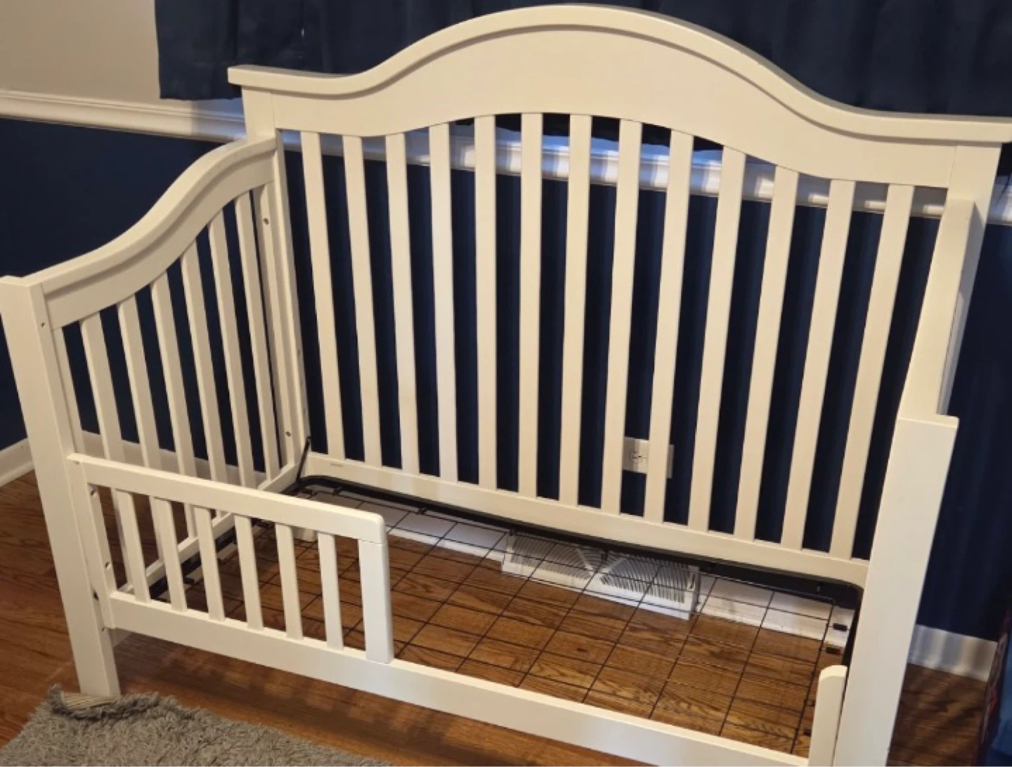 White crib