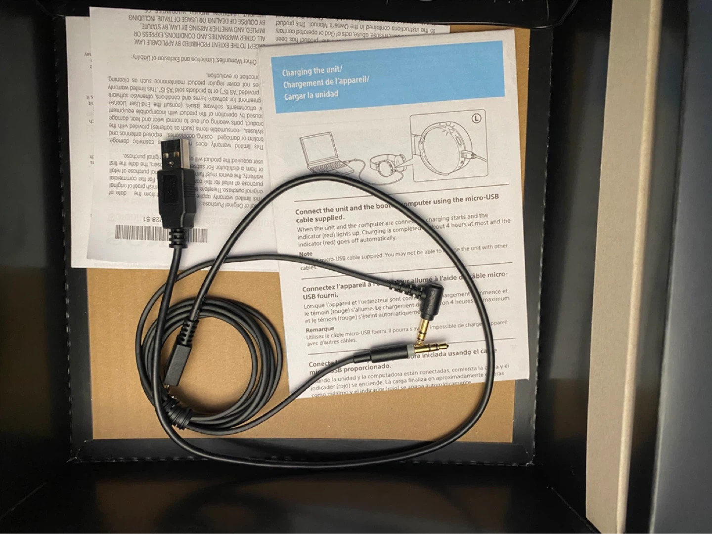 Sony EXTRA BASS MDR-XB950BT Wireless Stereo Headphones - photo 4
