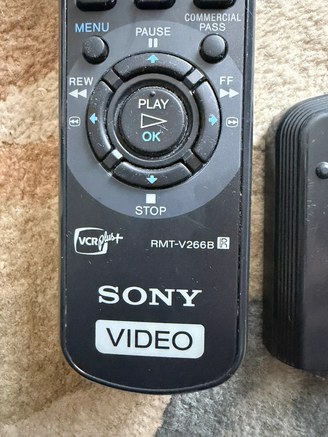 ORIGINAL SONY RMT-V257C REMOTE CONTROL - photo 3