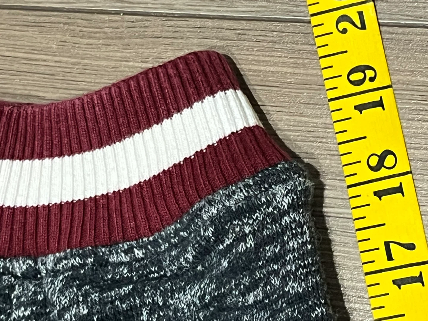 Forever 21 Women's Grey & Maroon Joggers - Size M - photo 5