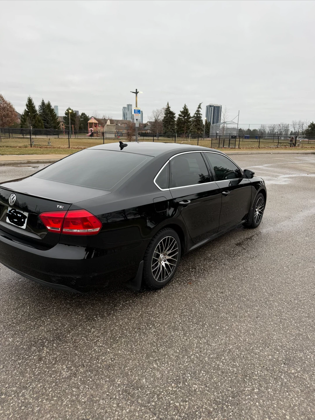 Volkswagen Passat TSI Sedan - photo 4