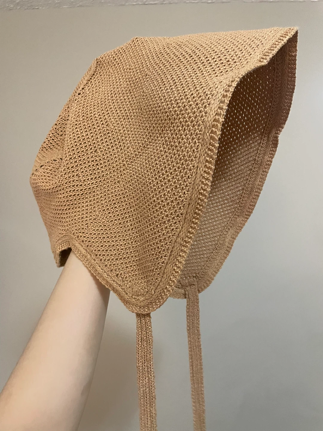 bonnet hat