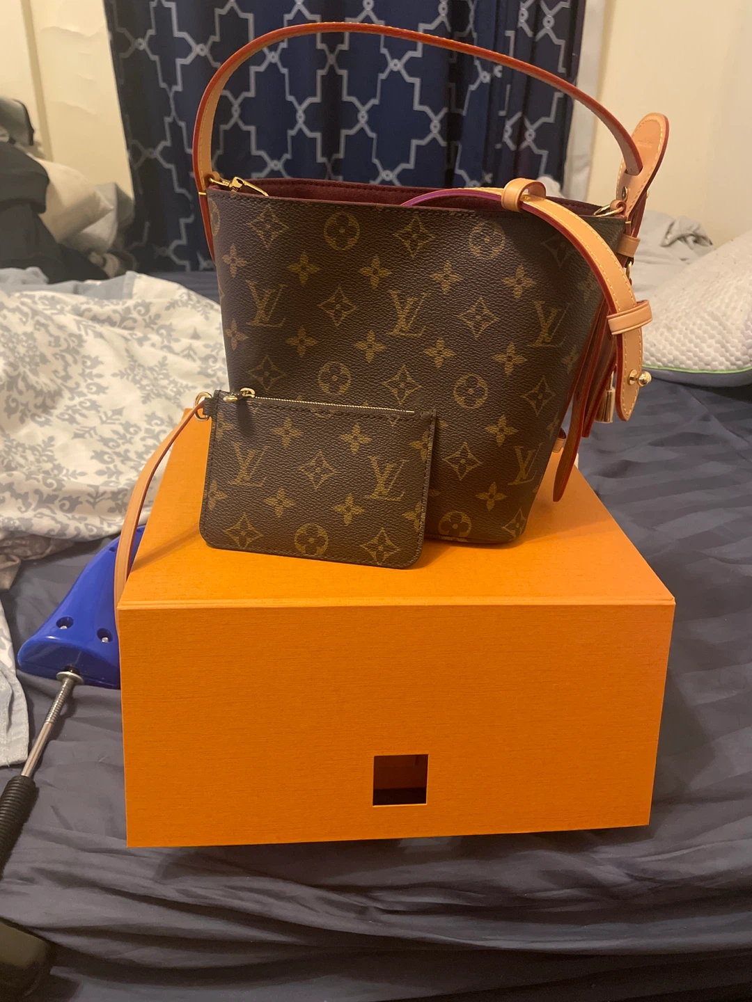 Louis Vuitton Monogram Bucket Bag with Pouch
