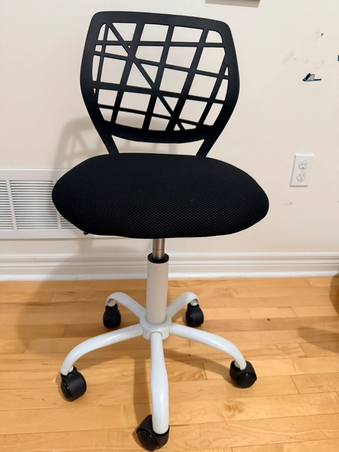 Black Ergonomic Office Chair