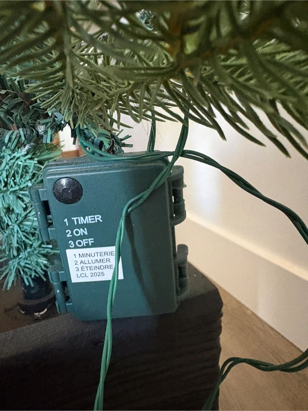 Artificial Christmas Tree with Timer - photo 3