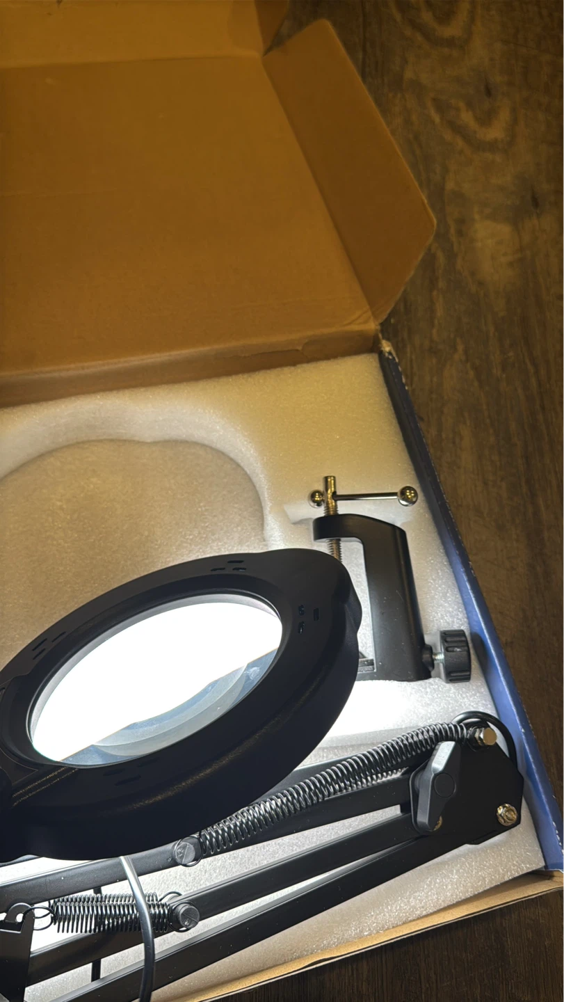 GK123 LED Desk Lamp with Magnifying Glass - photo 4