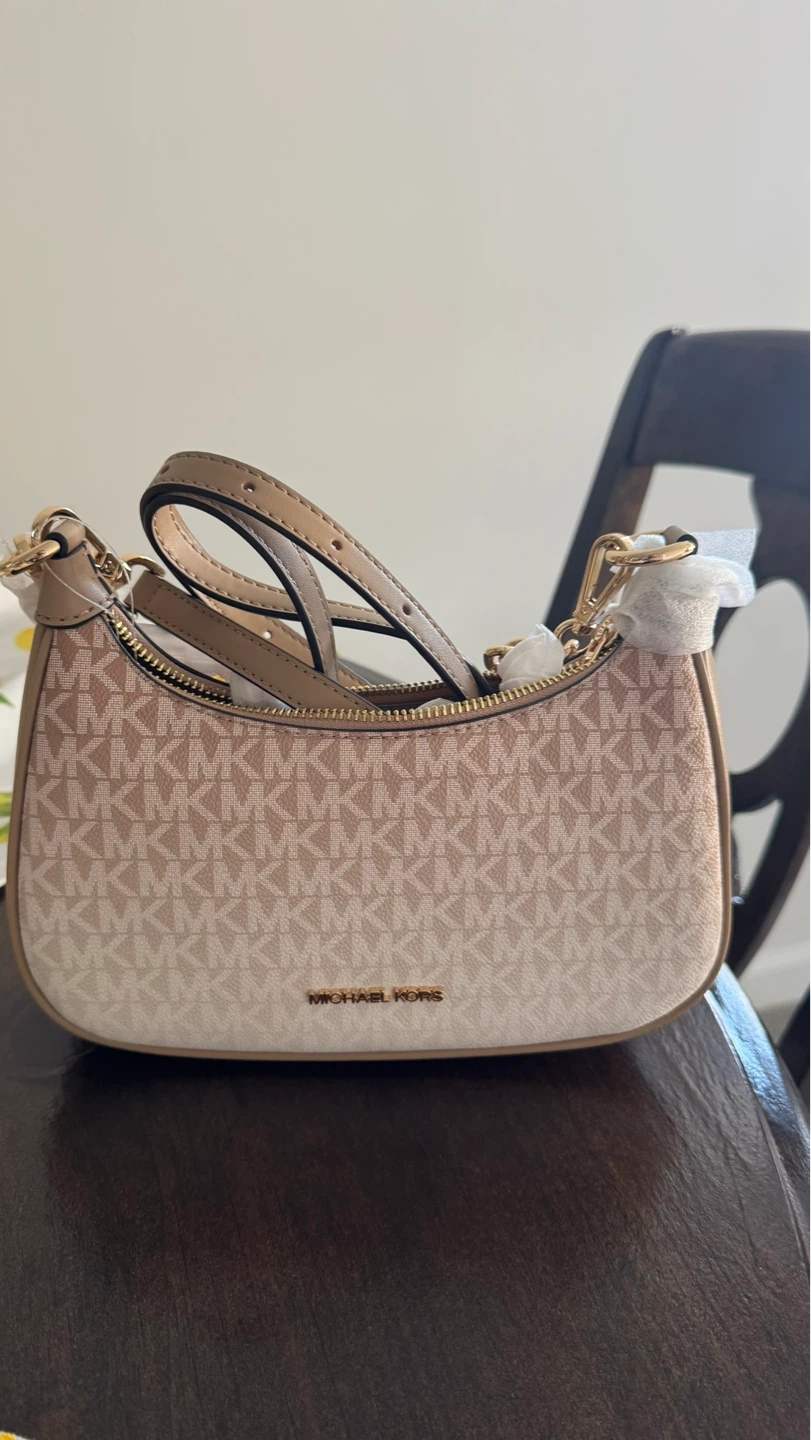 Michael Kors Cora MD Zip Pouchte CAMEL