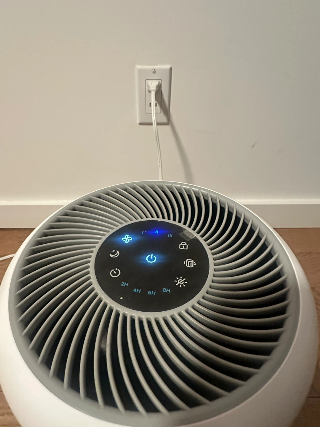 Levoit Core 300-P Air Purifier. Pick up only. - photo 3