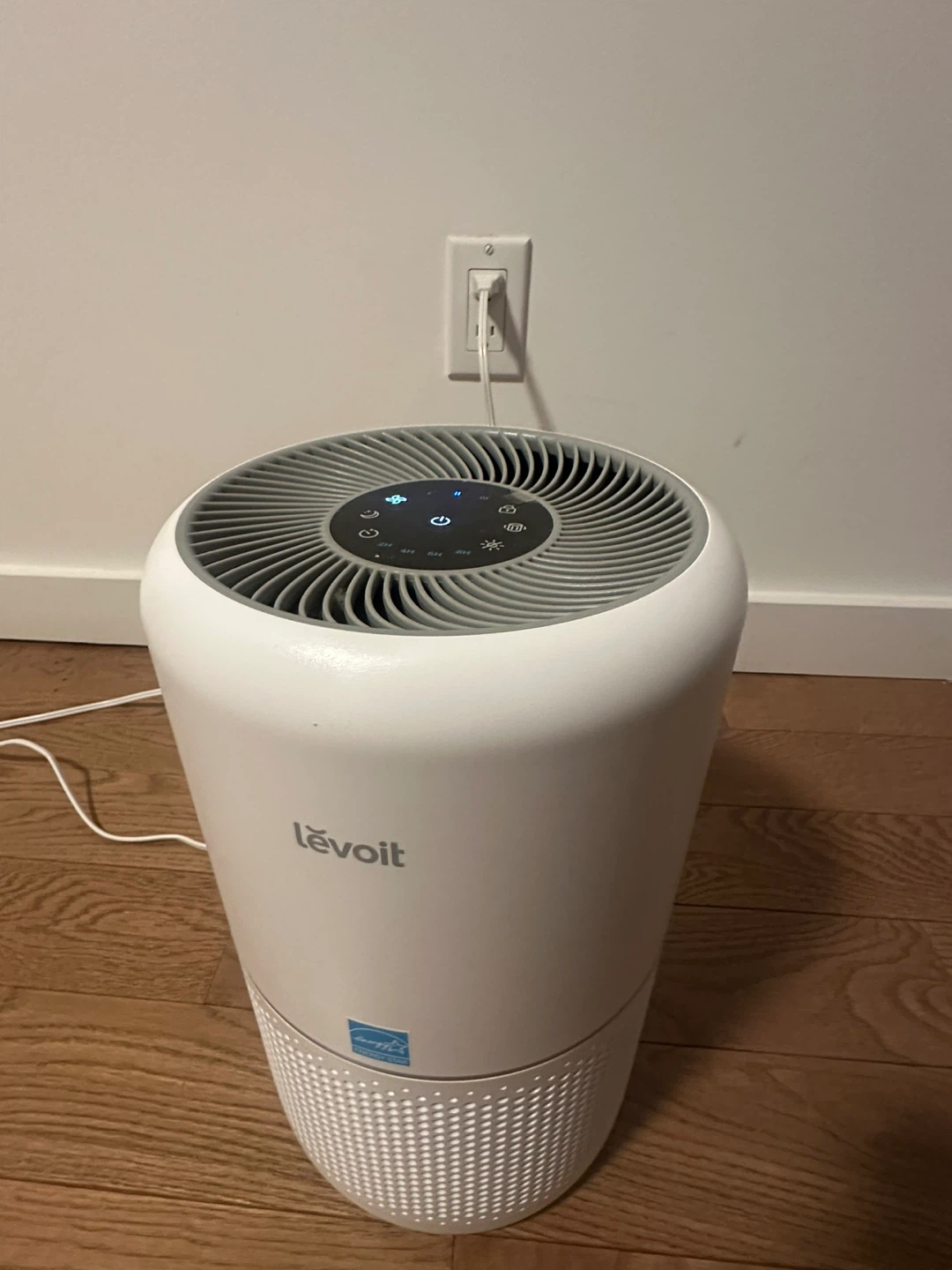 Levoit Core 300-P Air Purifier. Pick up only. - photo 2
