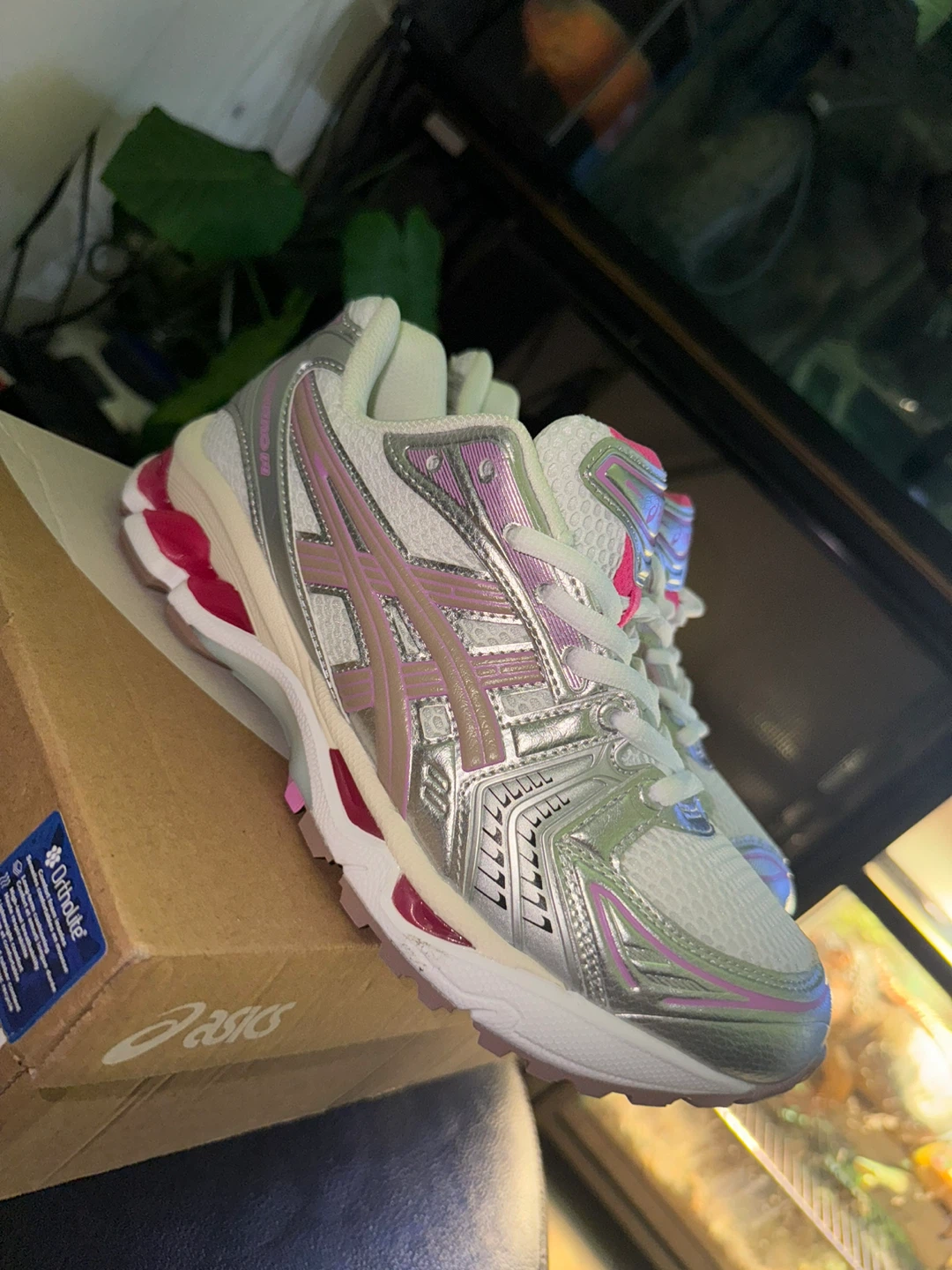 ASICS Women's White & Pink Running Shoes